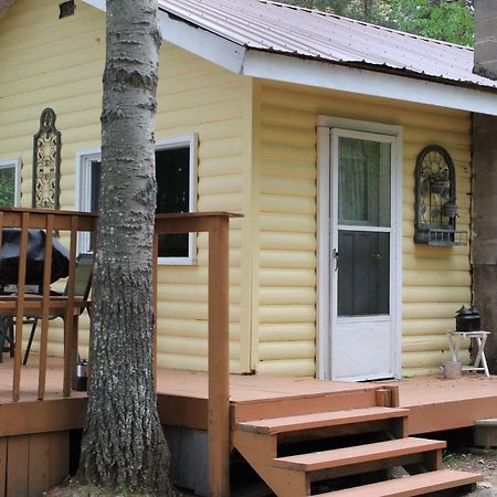 Algonquin'S Edge Resort Madawaska Εξωτερικό φωτογραφία