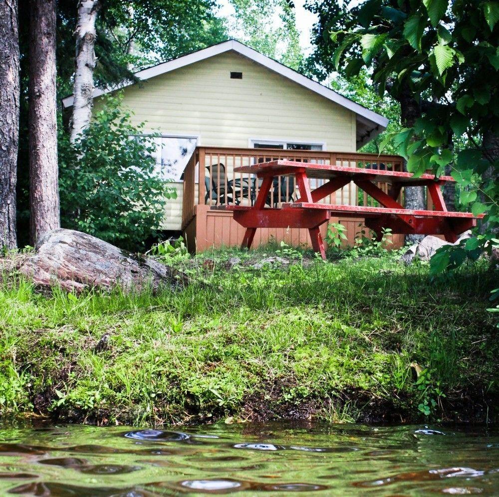 Algonquin'S Edge Resort Madawaska Εξωτερικό φωτογραφία